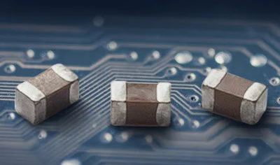 无功补偿中并联电容器和串联电容器有什么区别呢？